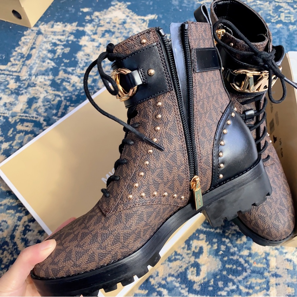 Michael Kors women lace up booties size 6.5 - Picture 7 of 10